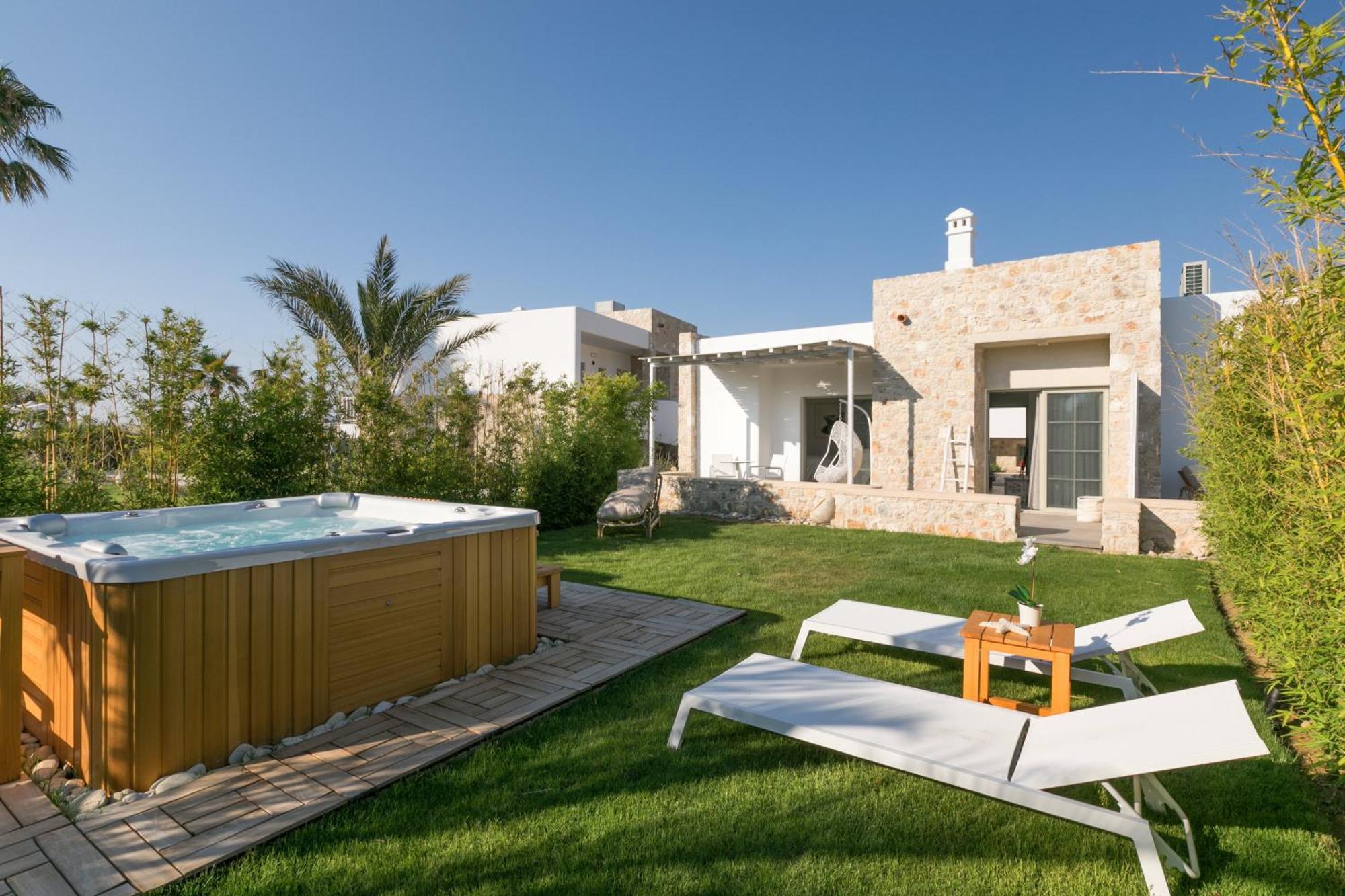 White Pearls-Adults Only Luxury Suites Cidade de Kos Quarto foto
